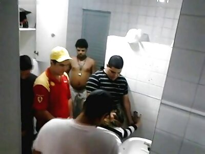 جبهة تحرير مورو الإسلامية في حمالة الصدر عرضت الجار سكس كلاسيكى مترجم عاشق الجنس عاطفي على أريكة